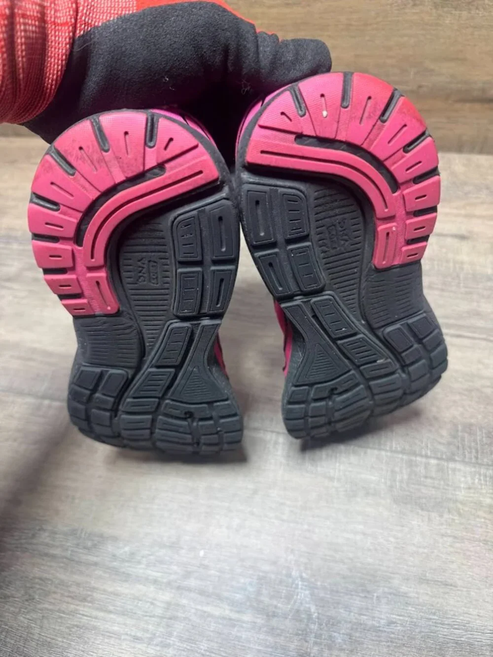 Brooks Trace 3 Pink Glo/Black Athletic Shoes Women's Size 8